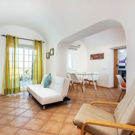 Blife Moustachya * Faro